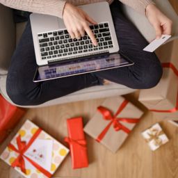 Desata la Magia de las Ventas Navideñas con Estrategias de Marketing Digital